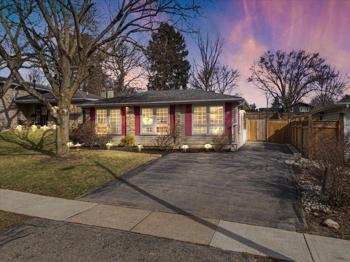 Hamilton, ON L9H 3T2,67 PLEASANT AVE