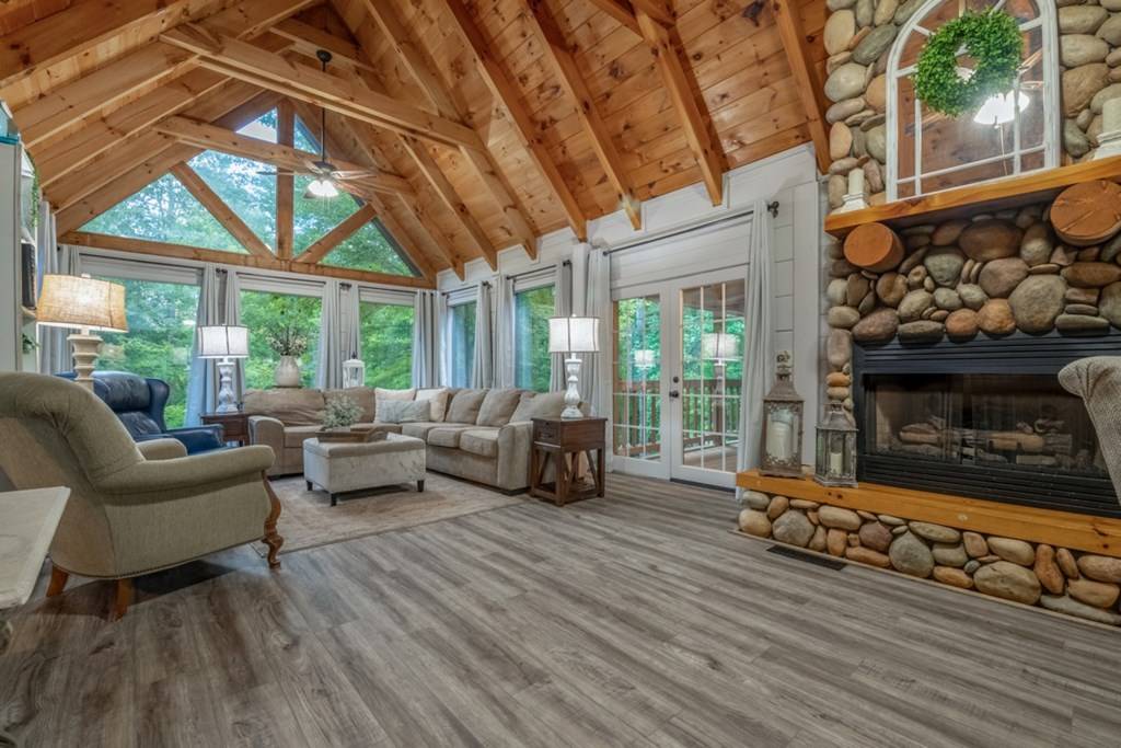Morganton, GA 30560,167 Star Creek Drive