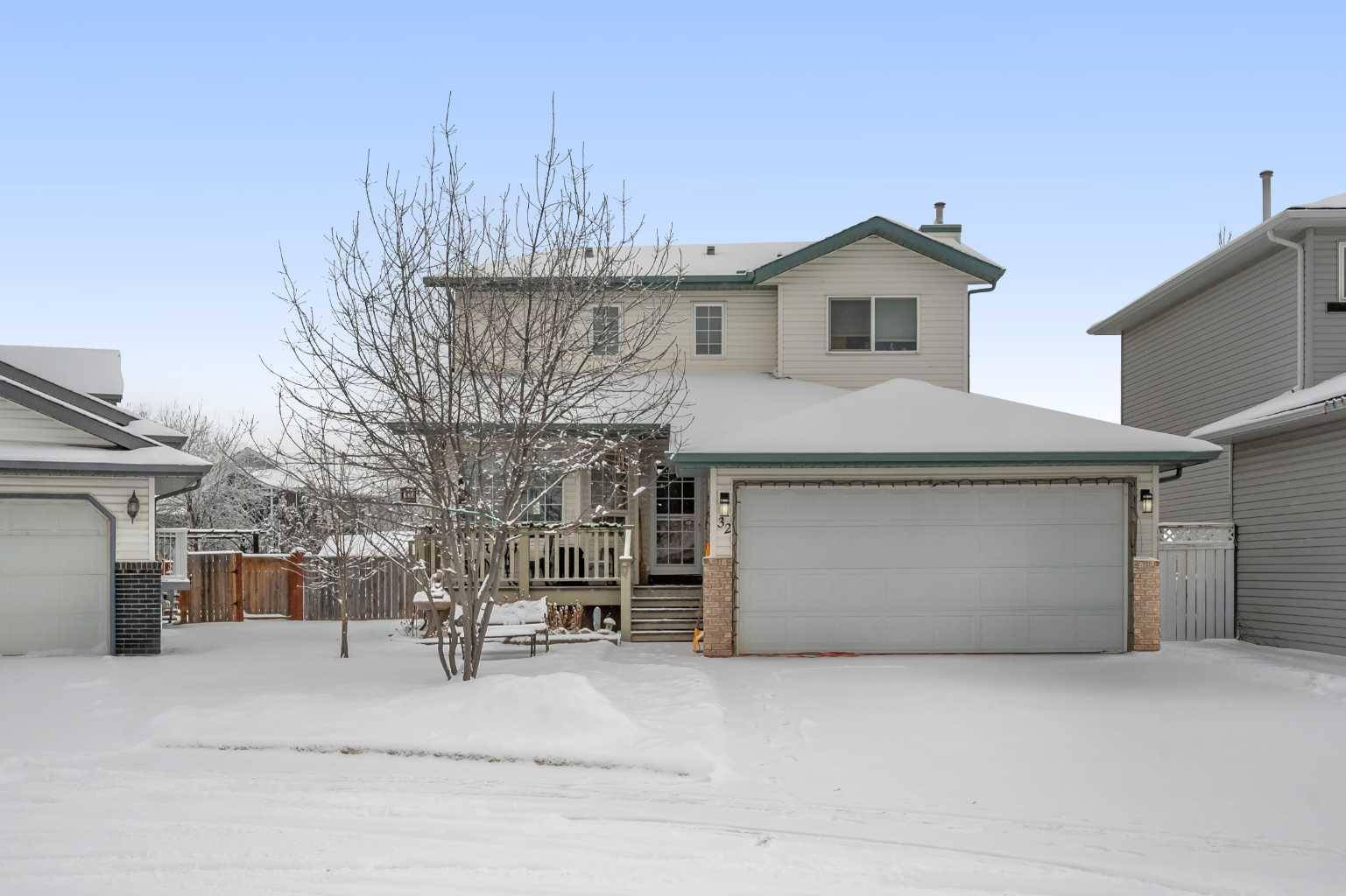 Airdrie, AB T4B 2J1,32 Sunridge PL NW