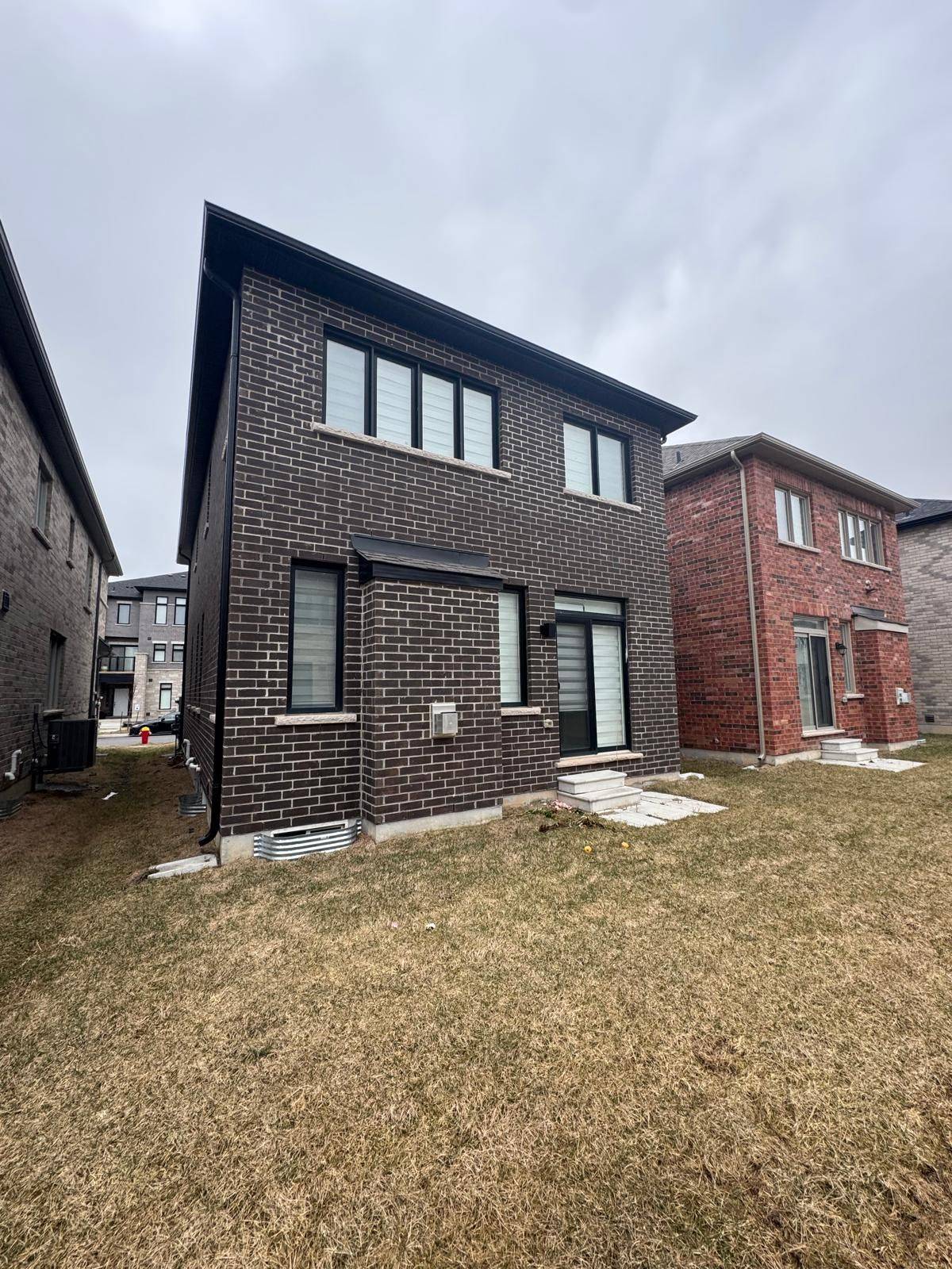 Milton, ON L9E 1V6,617 Etheridge AVE