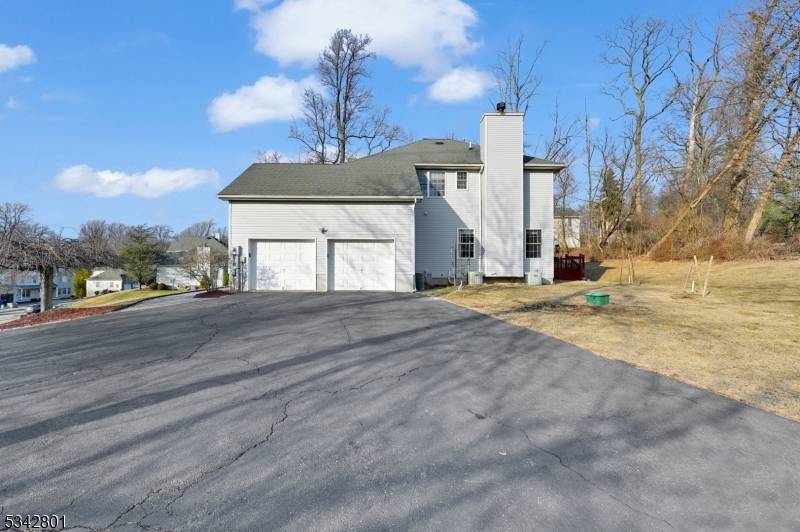 Byram Twp., NJ 07871,7 Mathew Dr