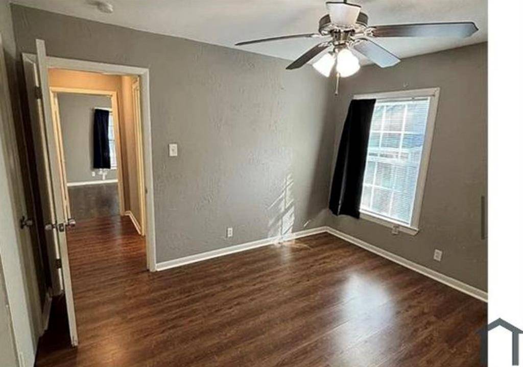 Haltom City, TX 76117,3541 Parker Road E
