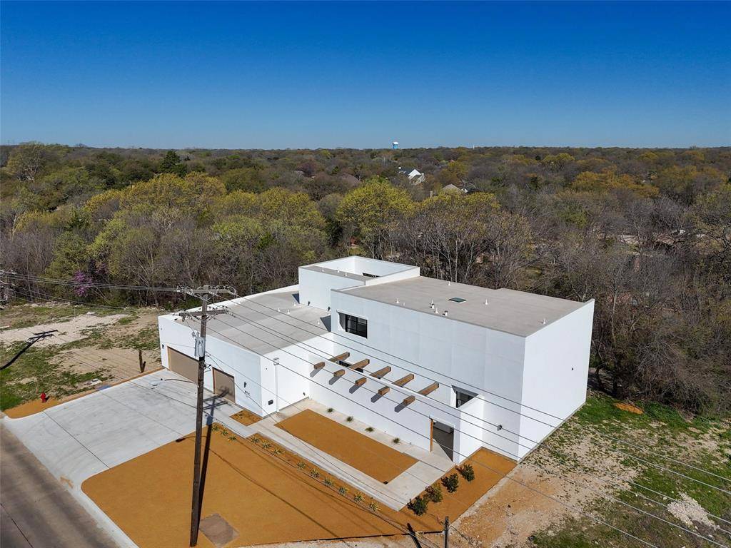 Duncanville, TX 75137,823 W Danieldale Road