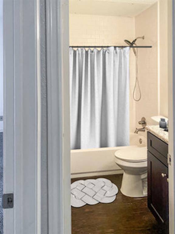 Dallas, TX 75231,6760 Eastridge Drive #203