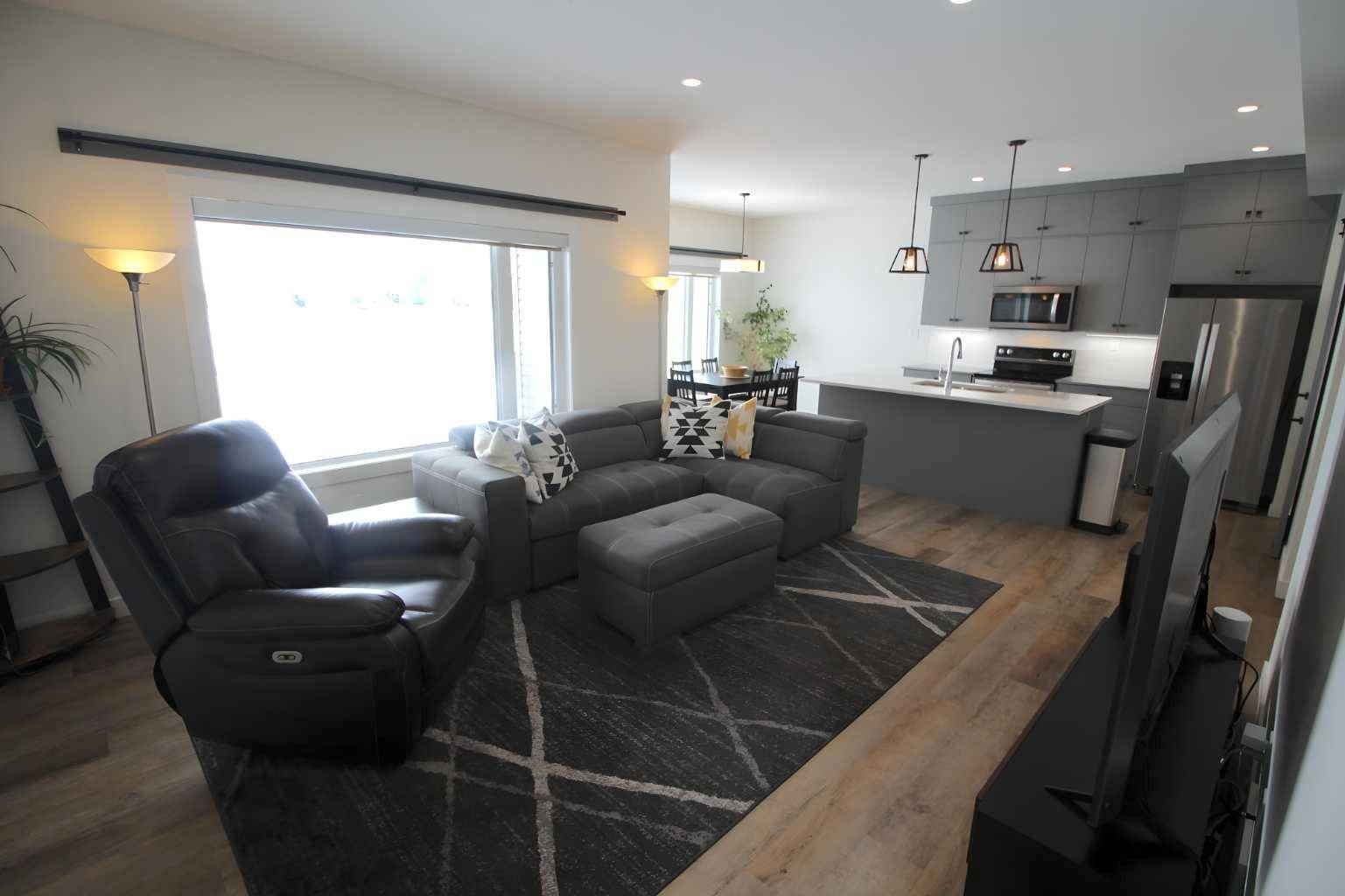 Blackfalds, AB T4M 0L3,5413 Vista TRL