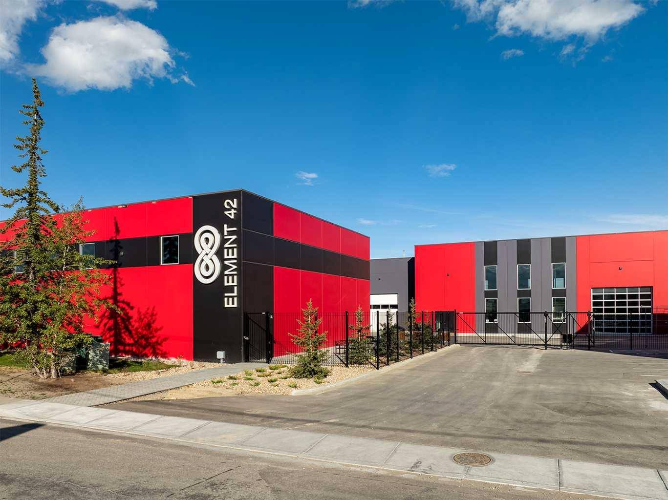 Calgary, AB T2G3C9,4412 9 ST SE #113