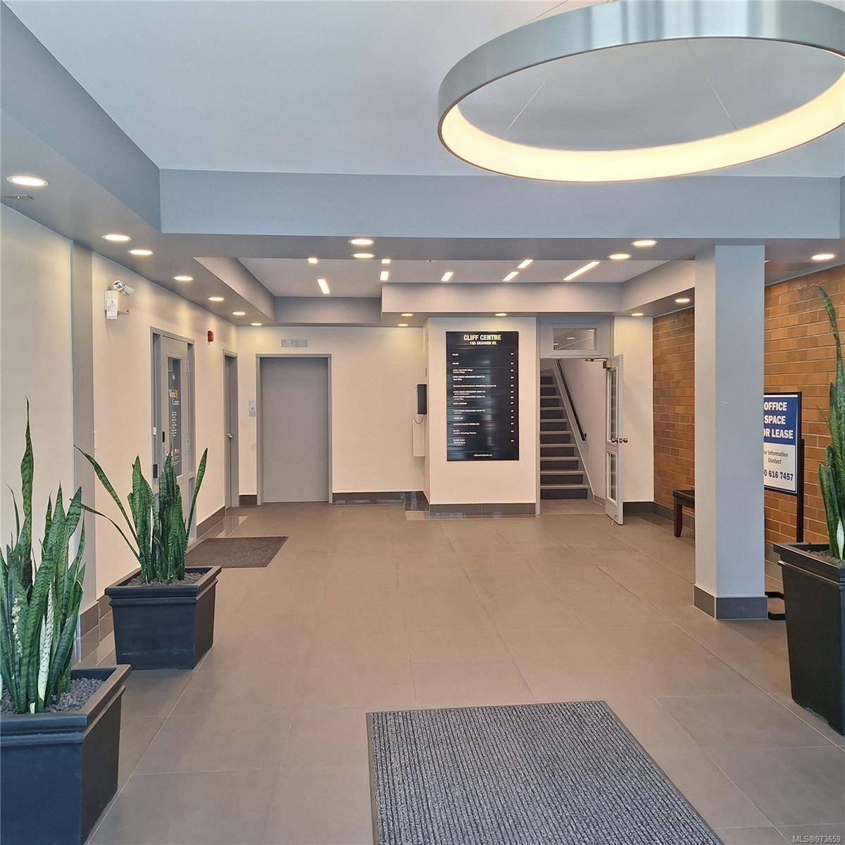 Nanaimo, BC V9R 5E8,155 Skinner St #207