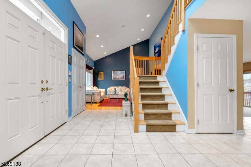 Parsippany-troy Hills Twp., NJ 07834,38 Fox Run