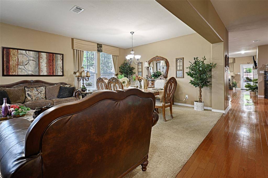 Desoto, TX 75115,601 Goldenrod Court