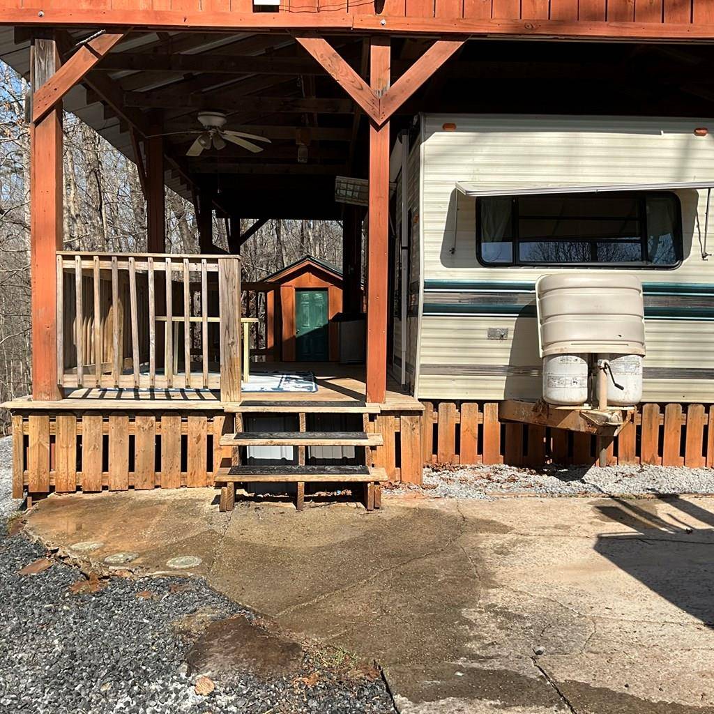 Ellijay, GA 30540,329 6th Street