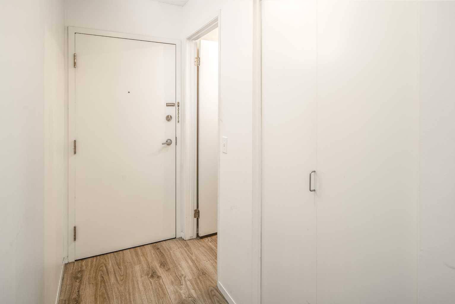 Calgary, AB T3A 3Y5,2931 Edenwold HTS NW #2931