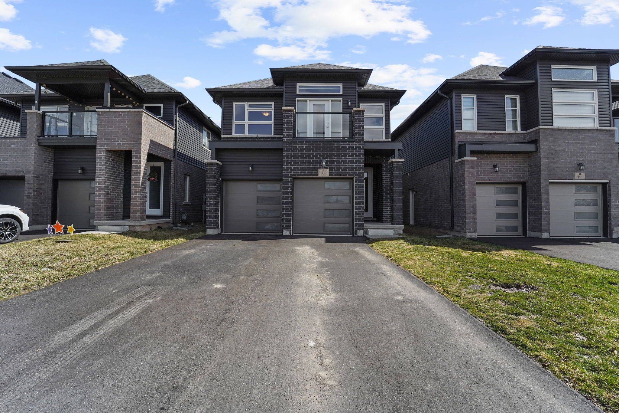 Welland, ON L3B 0J8,107 Louise ST