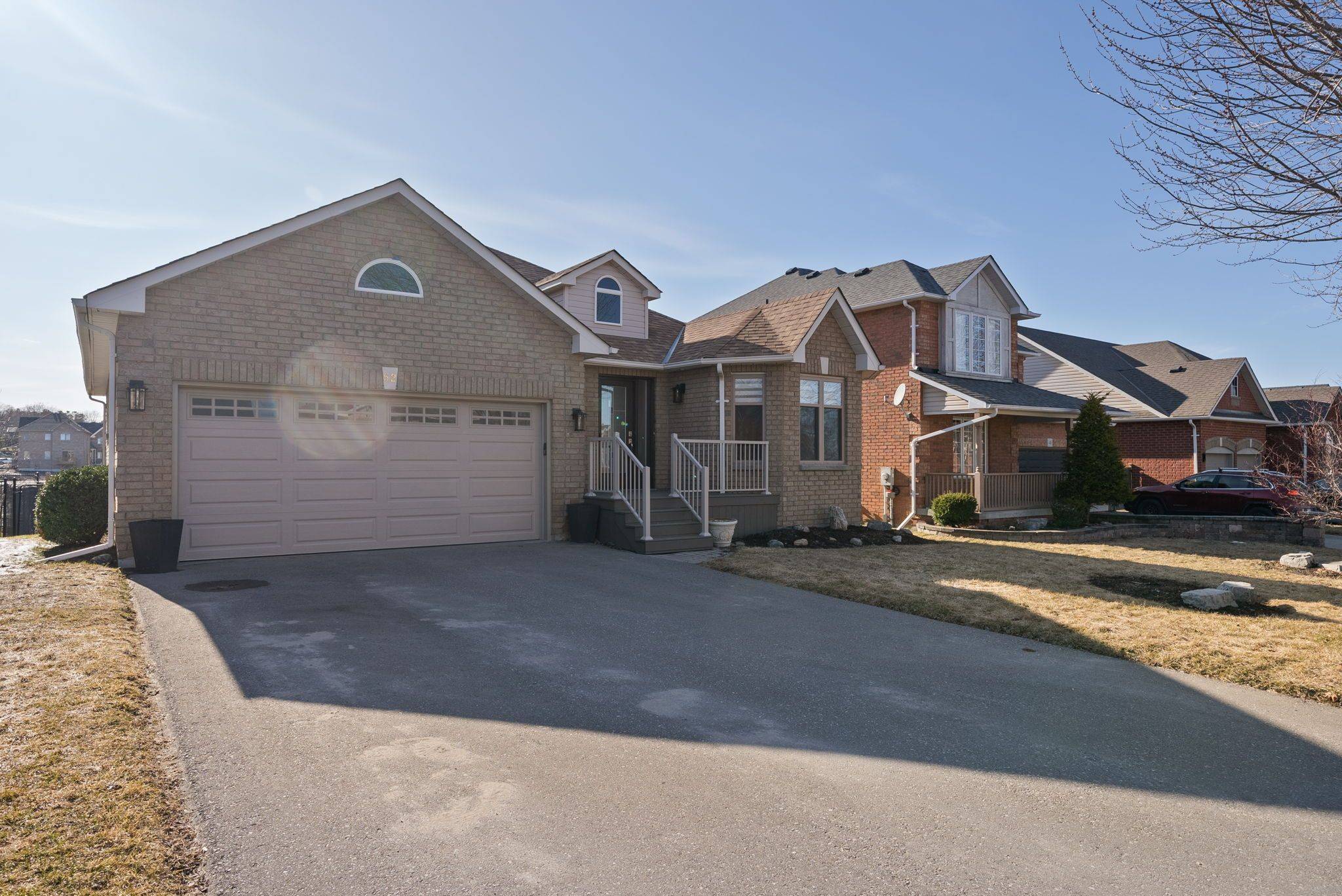 Scugog, ON L9L 1T5,52 Perryview DR