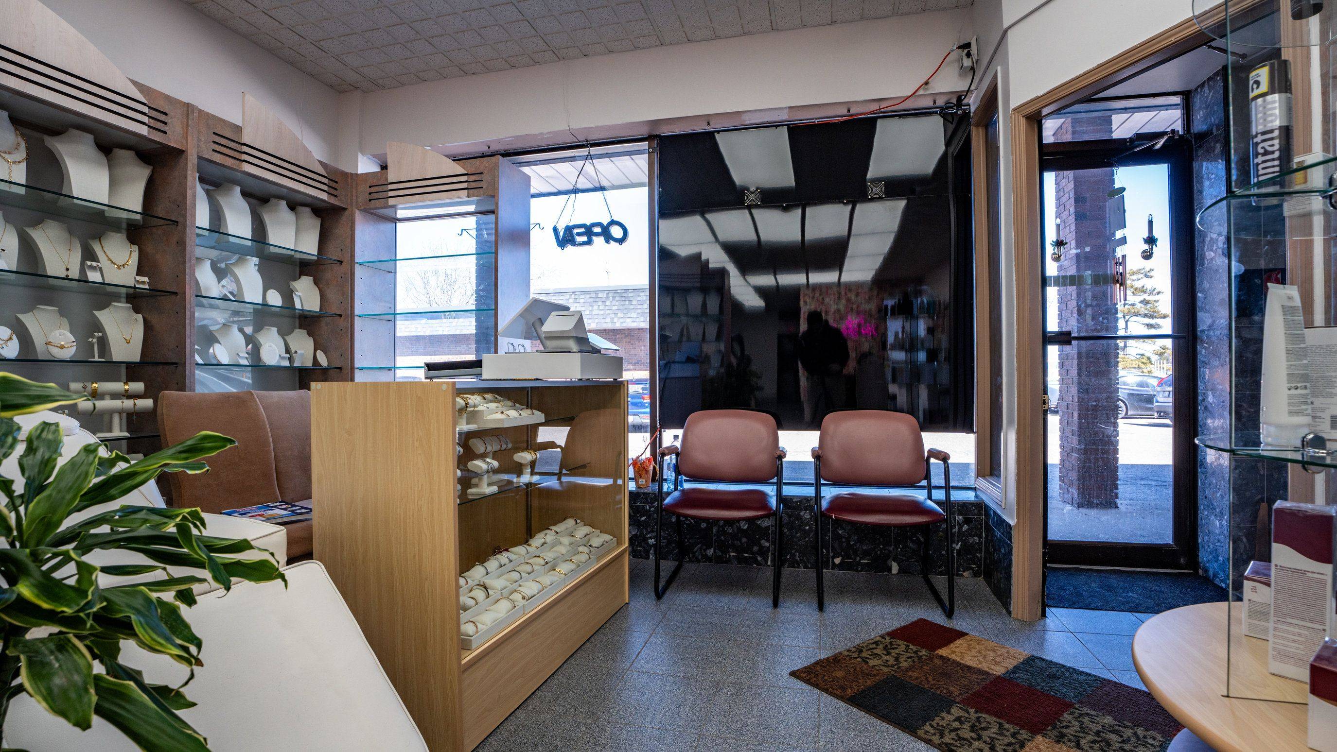 Burlington, ON L7L 1C7,5291 Lakeshore RD #6