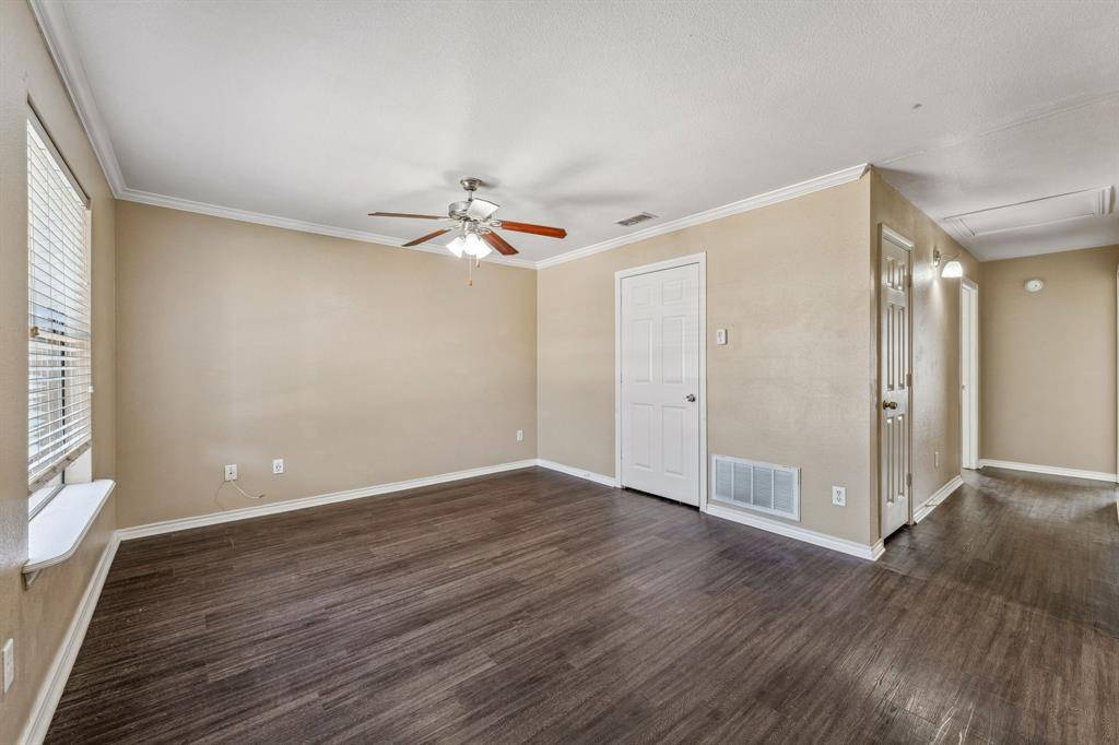Stephenville, TX 76401,872 W Vanderbilt Street