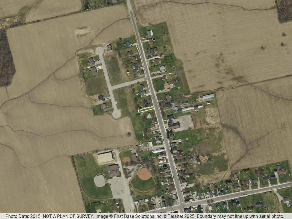 Haldimand, ON N0A 1G0,33.5 Erie AVE N