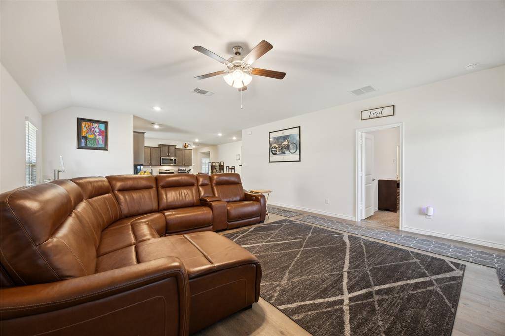 Princeton, TX 75407,1302 Colonial Bluff Lane