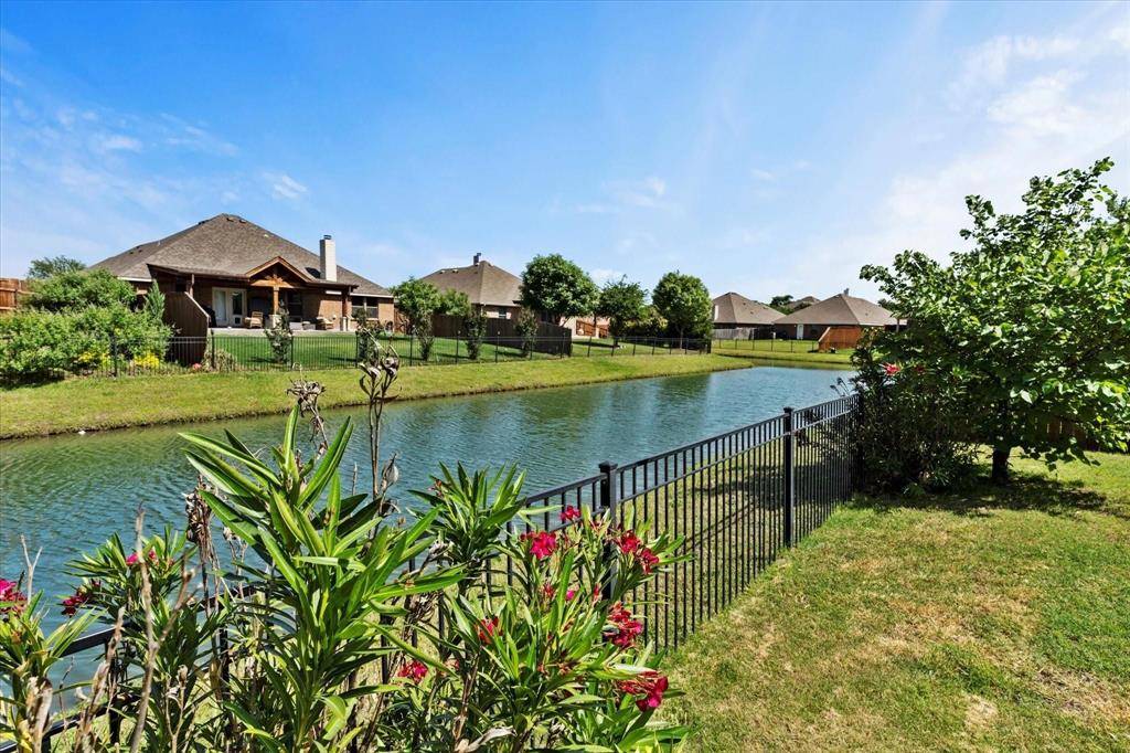 Prosper, TX 75078,1001 English Ivy Drive