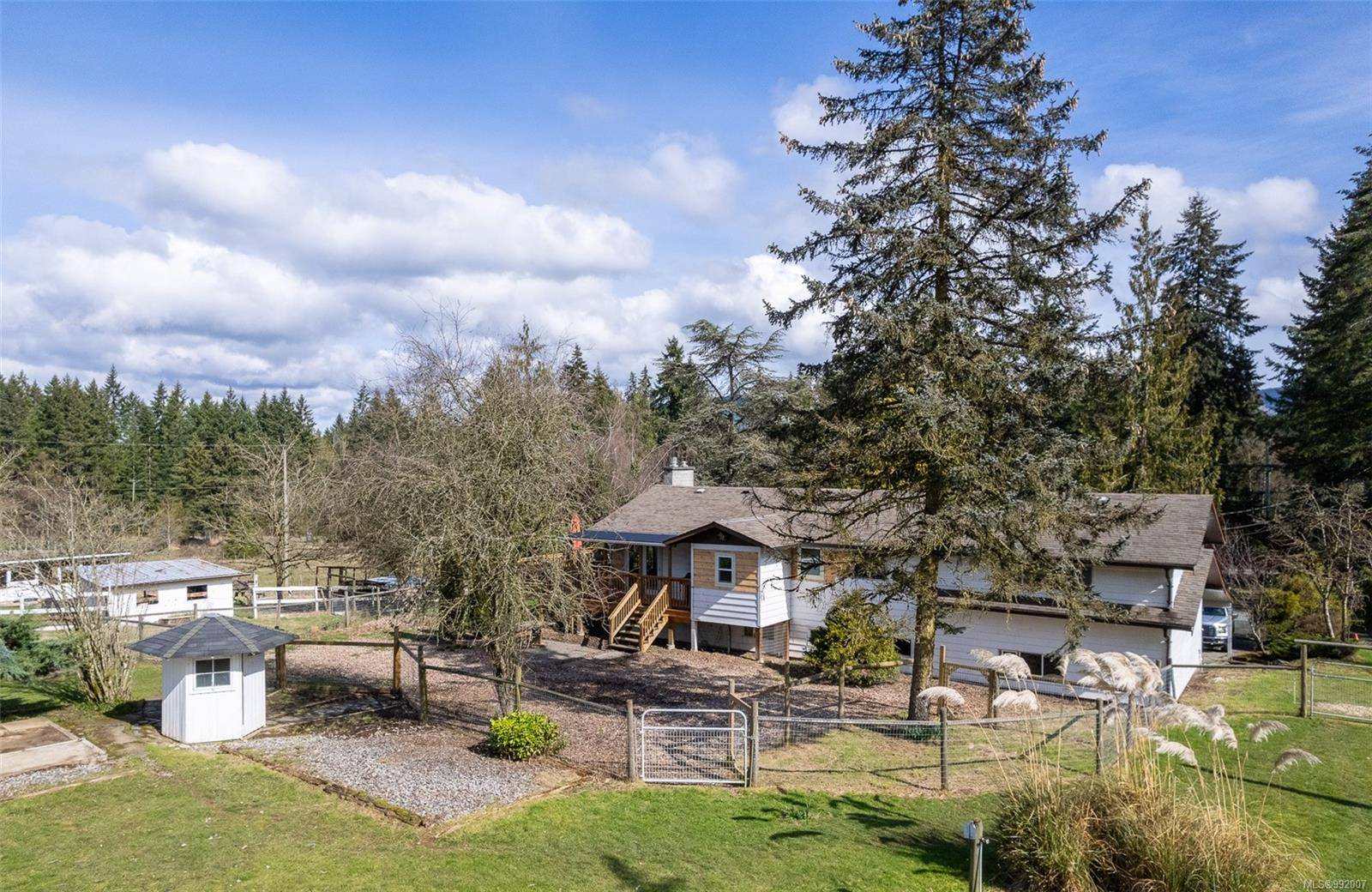 Cobble Hill, BC V9R 1L4,3854 Telegraph Rd