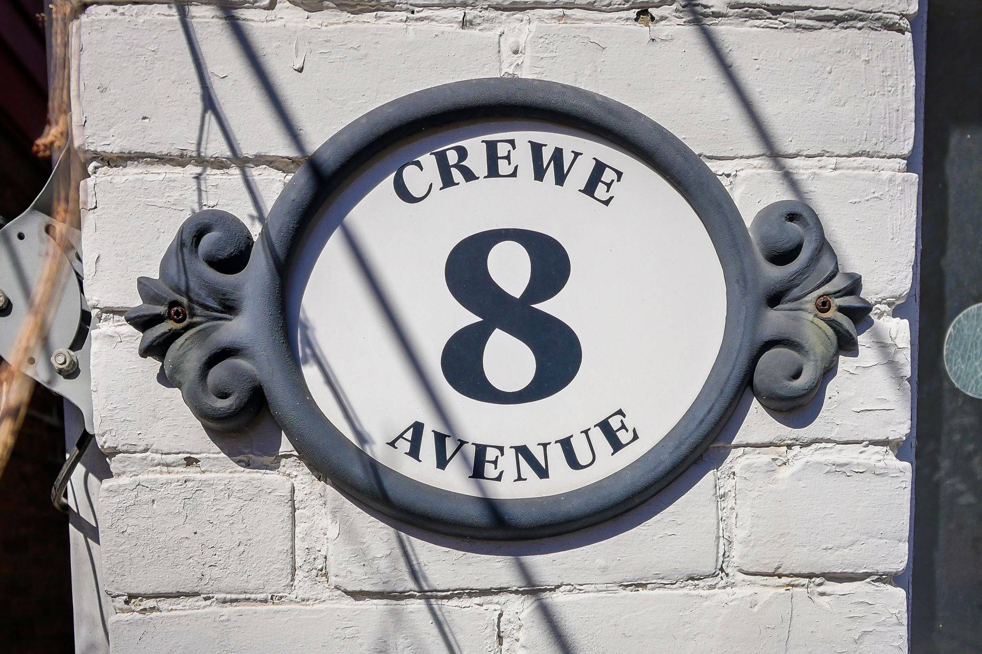Toronto E03, ON M4C 2J1,8 Crewe AVE