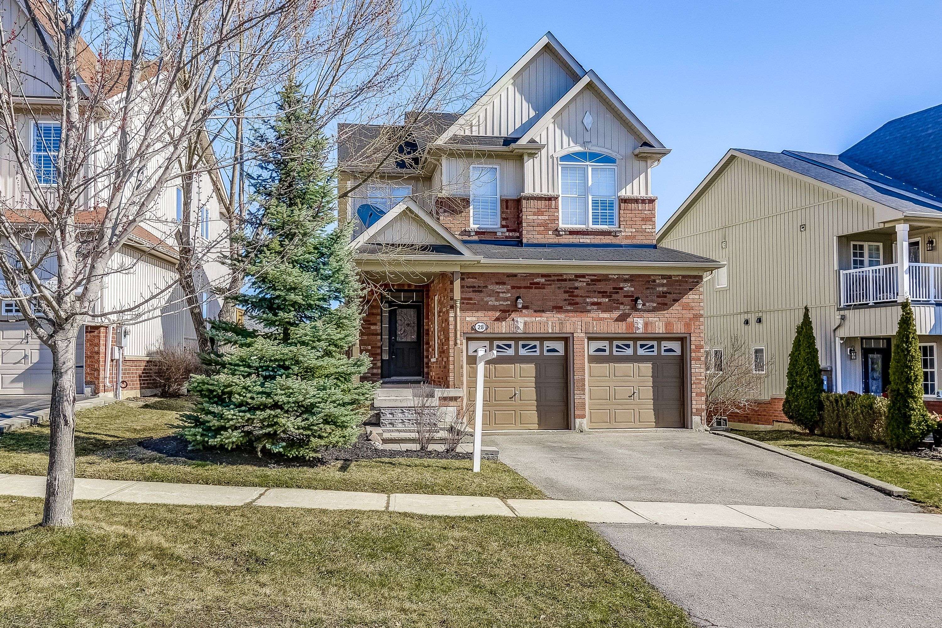 Halton Hills, ON L7G 6J3,28 Meadowglen BLVD