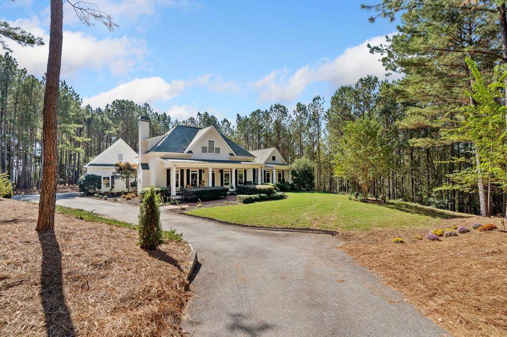 Waleska, GA 30183,424 Cable Road