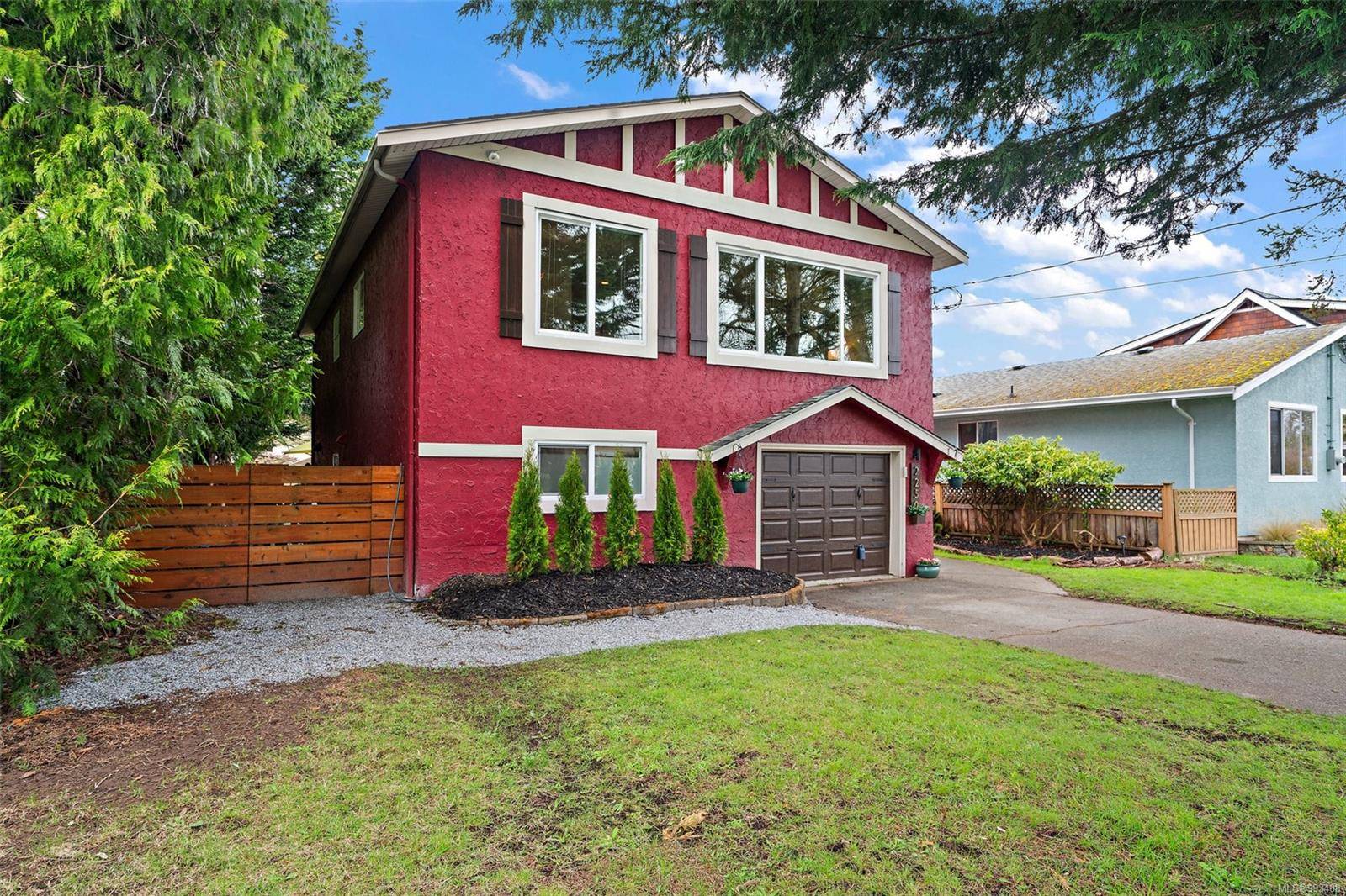 Sidney, BC V8L 2E7,2250 Malaview Ave