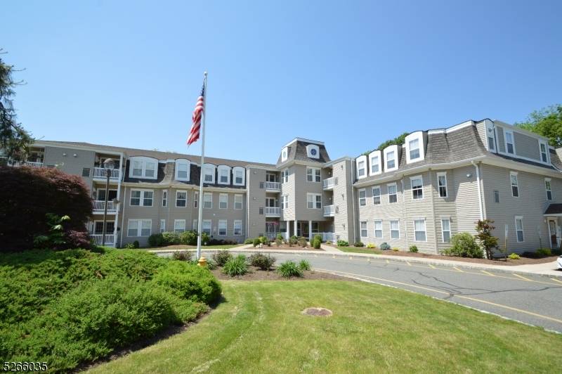 Netcong Boro, NJ 07857,1 Jenny Lind St  24
