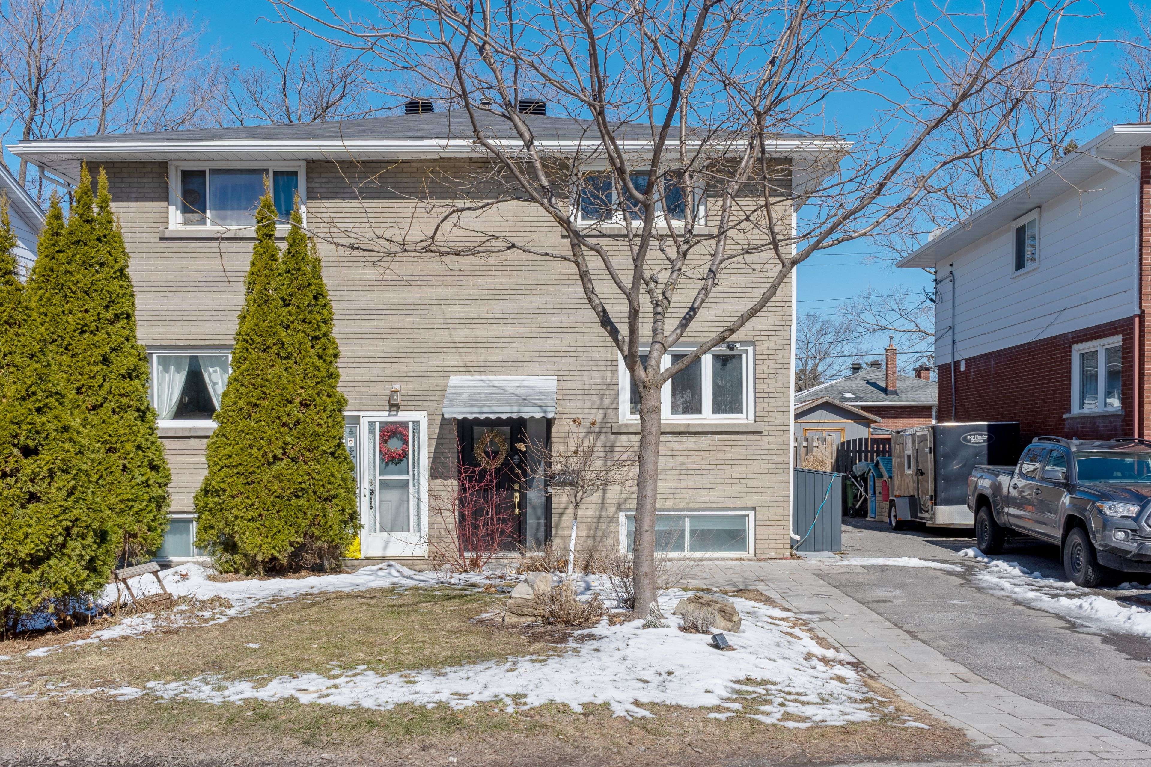 Britannia - Lincoln Heights And Area, ON K2B 7E3,2709 Marie ST