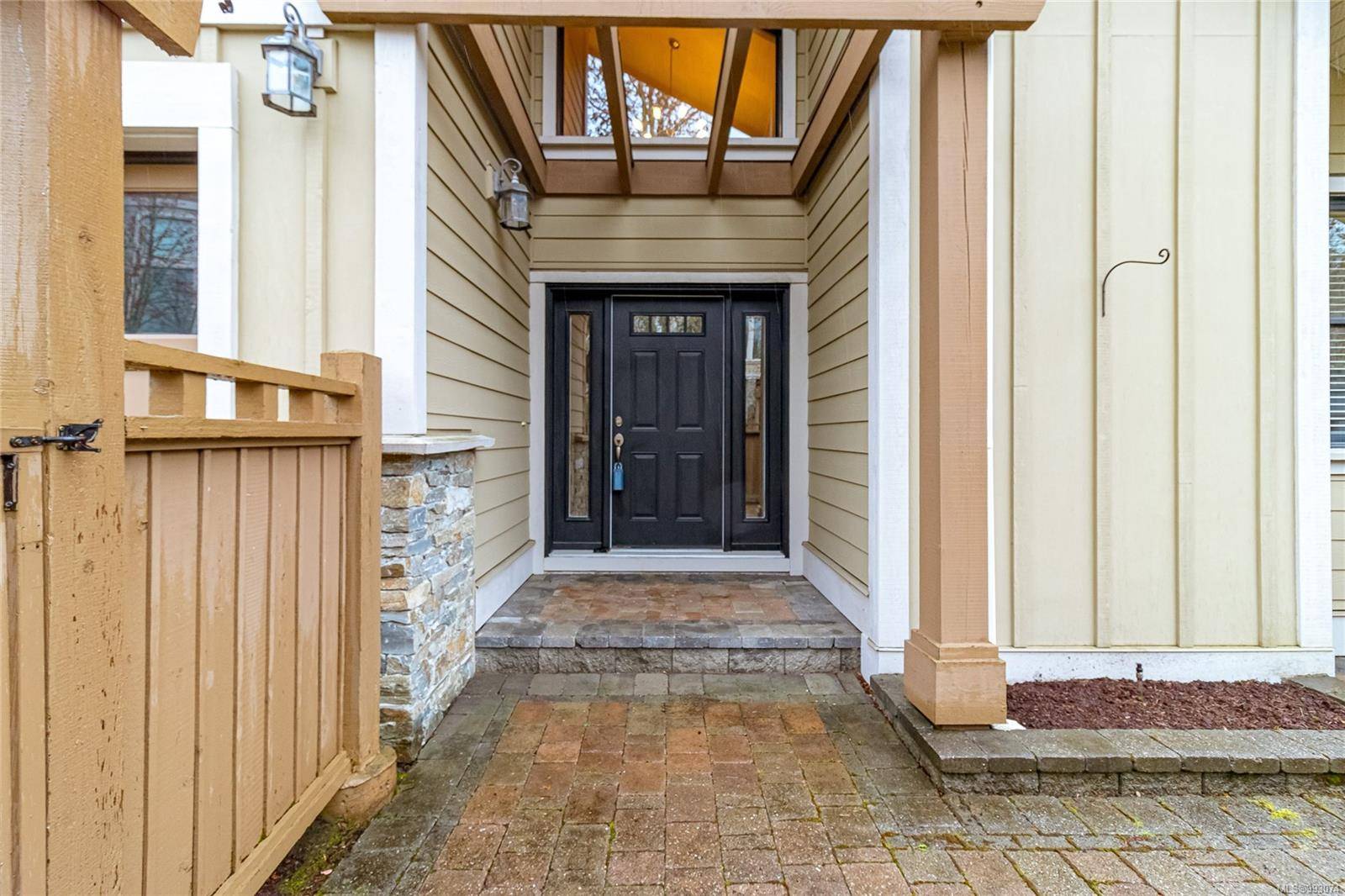 Colwood, BC V9B 3P2,630 Brookside Rd #11