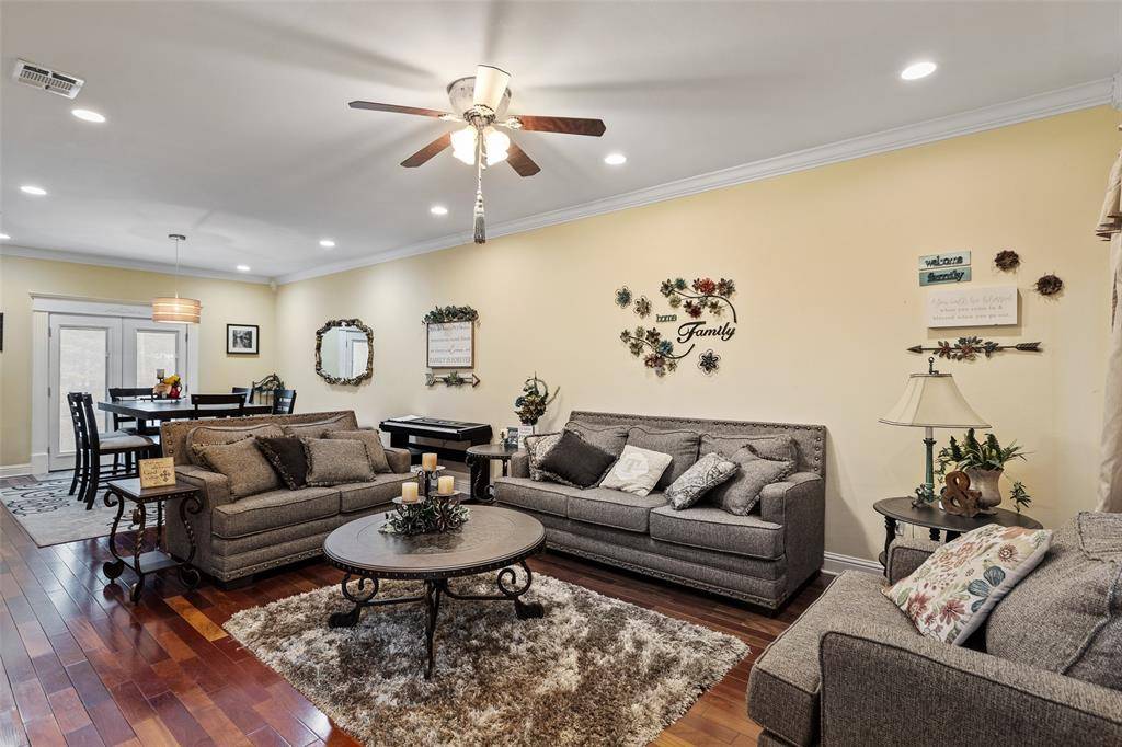 Minden, LA 71055,918 Country Club Circle