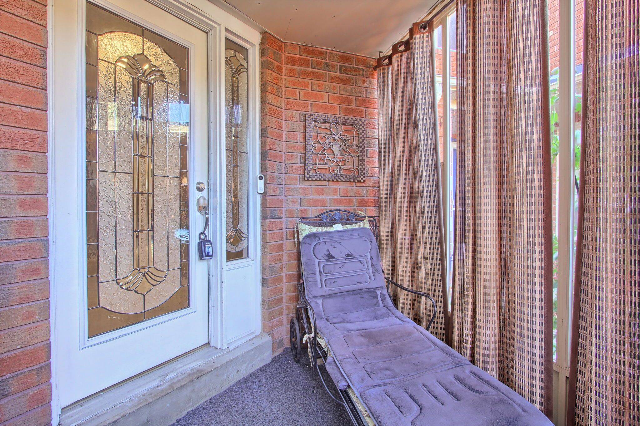 Whitby, ON L1R 1Y6,70 sable CRES