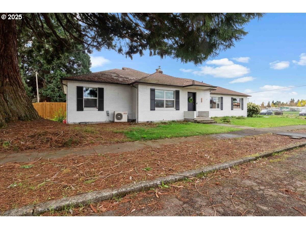 Stayton, OR 97383,360 E ELWOOD ST