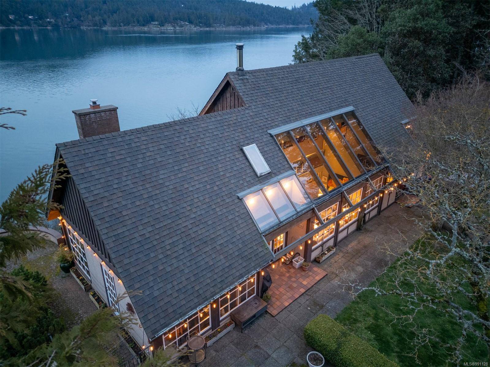 Pender Island, BC V0N 2M1,3201 Armadale Rd