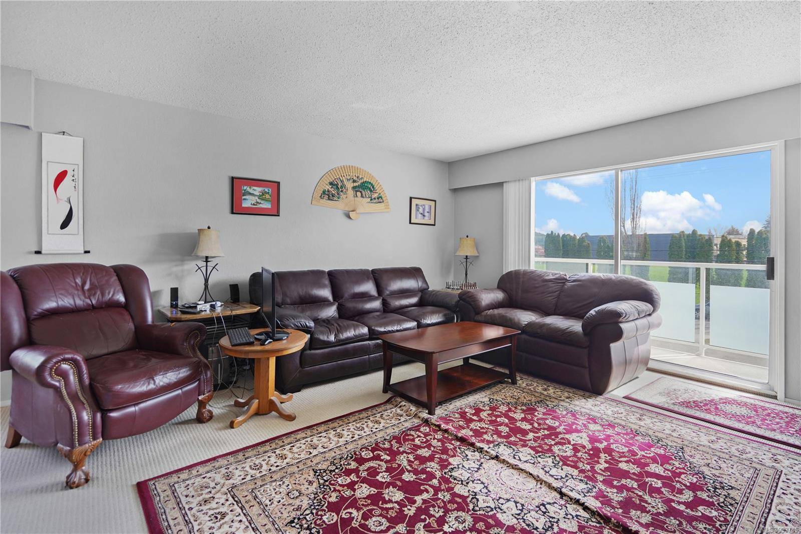 Saanich, BC V8P 5L1,1490 Garnet Rd #209