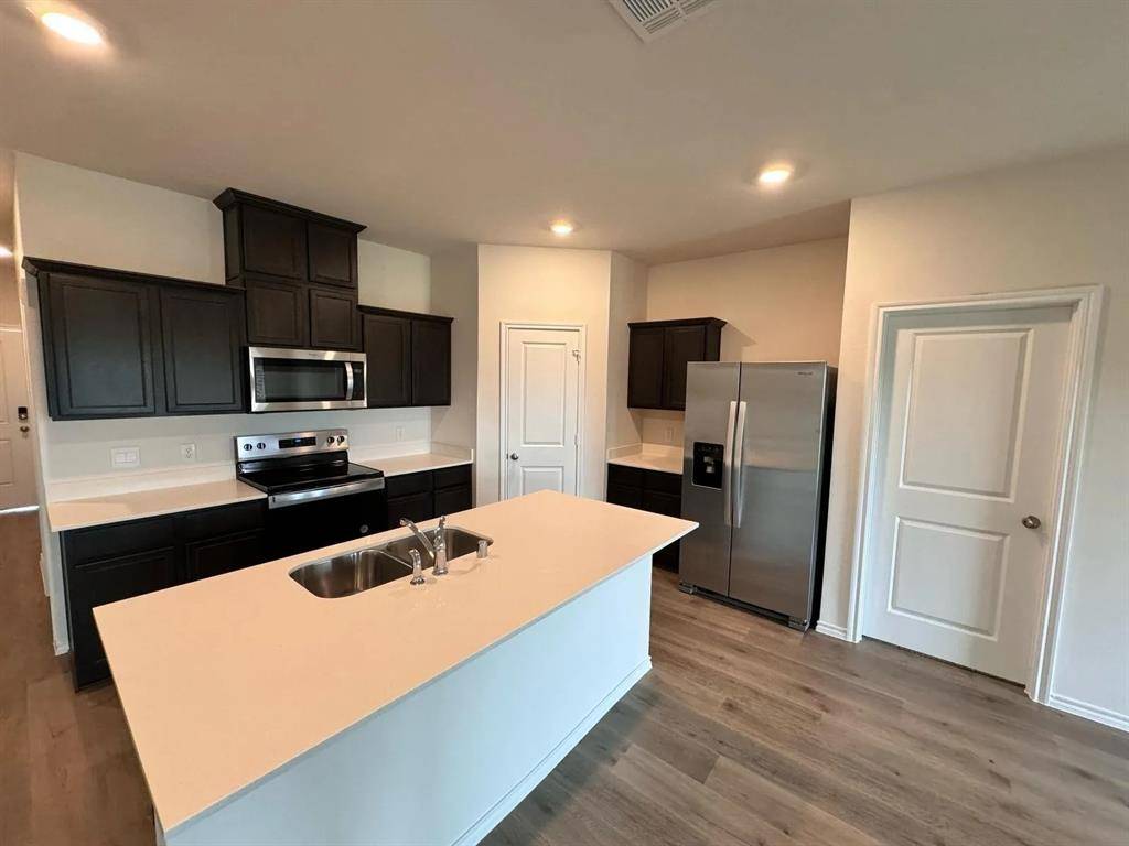 Sherman, TX 75092,1421 Aleia Cove