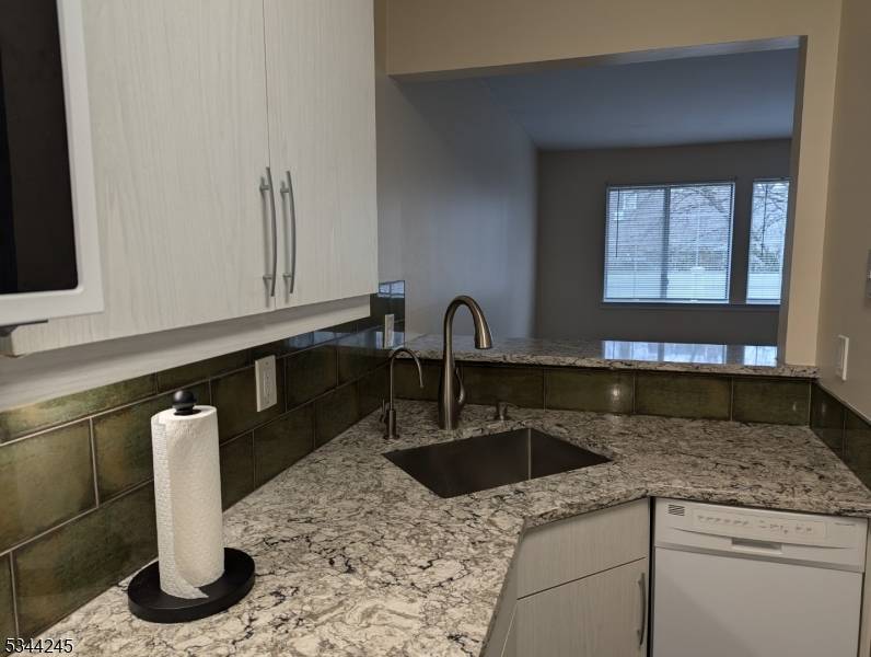 Bedminster Twp., NJ 07921,13 Hyde Ct