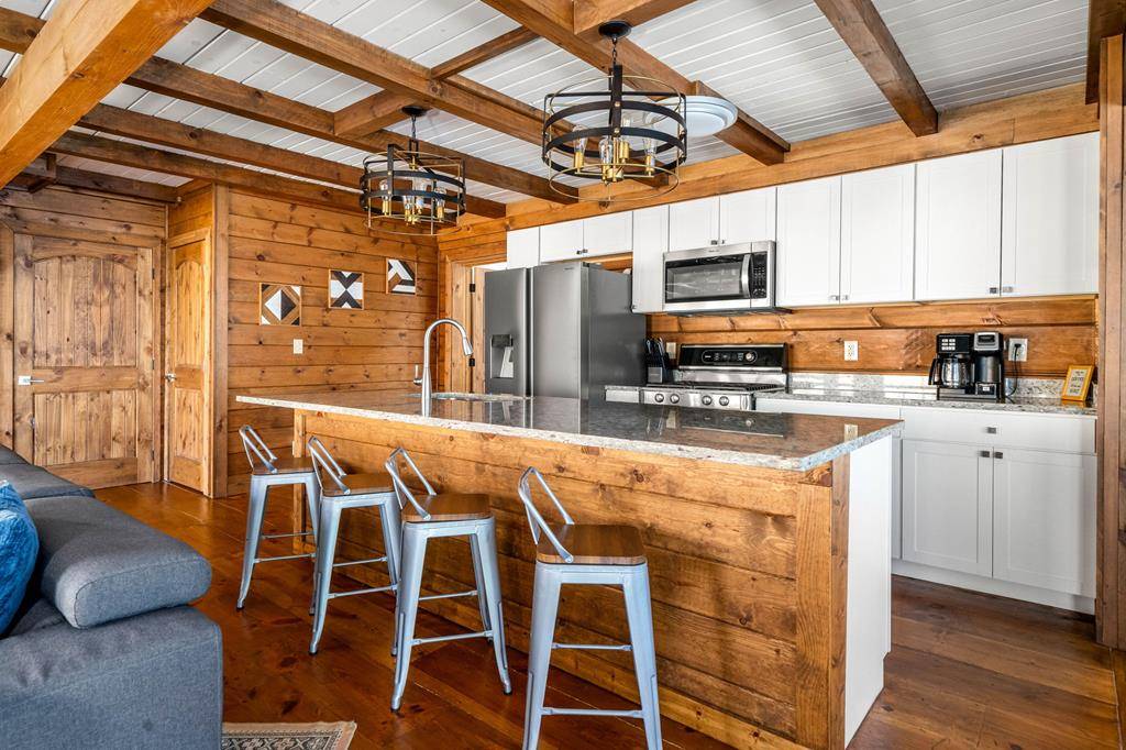Ellijay, GA 30540,366 Spindrift Court