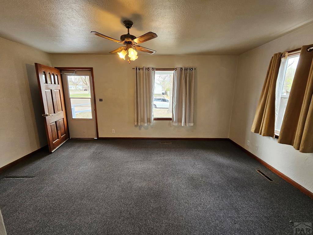 Lamar, CO 81052,909 S 10th St