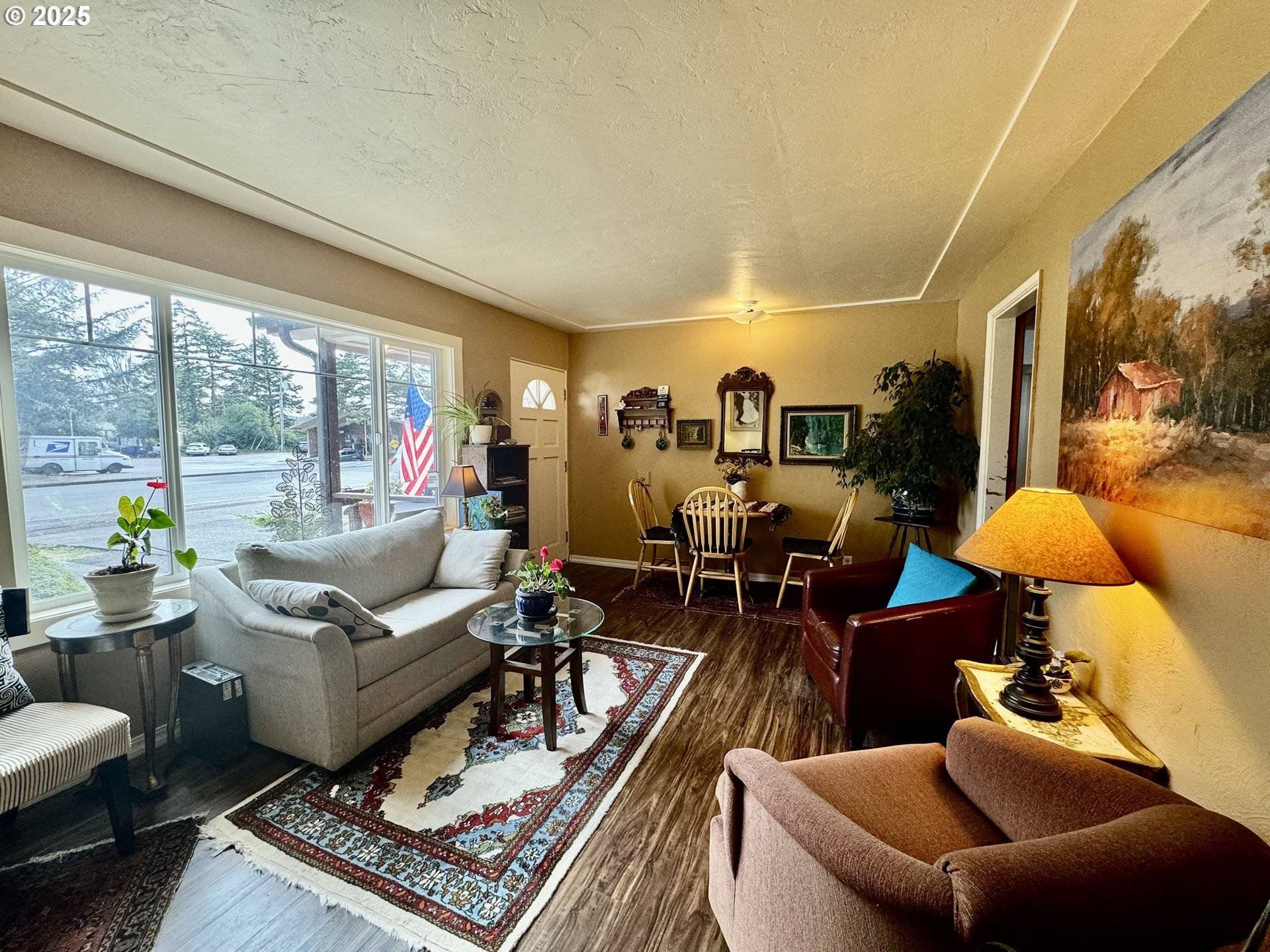 Florence, OR 97439,1495 8TH ST