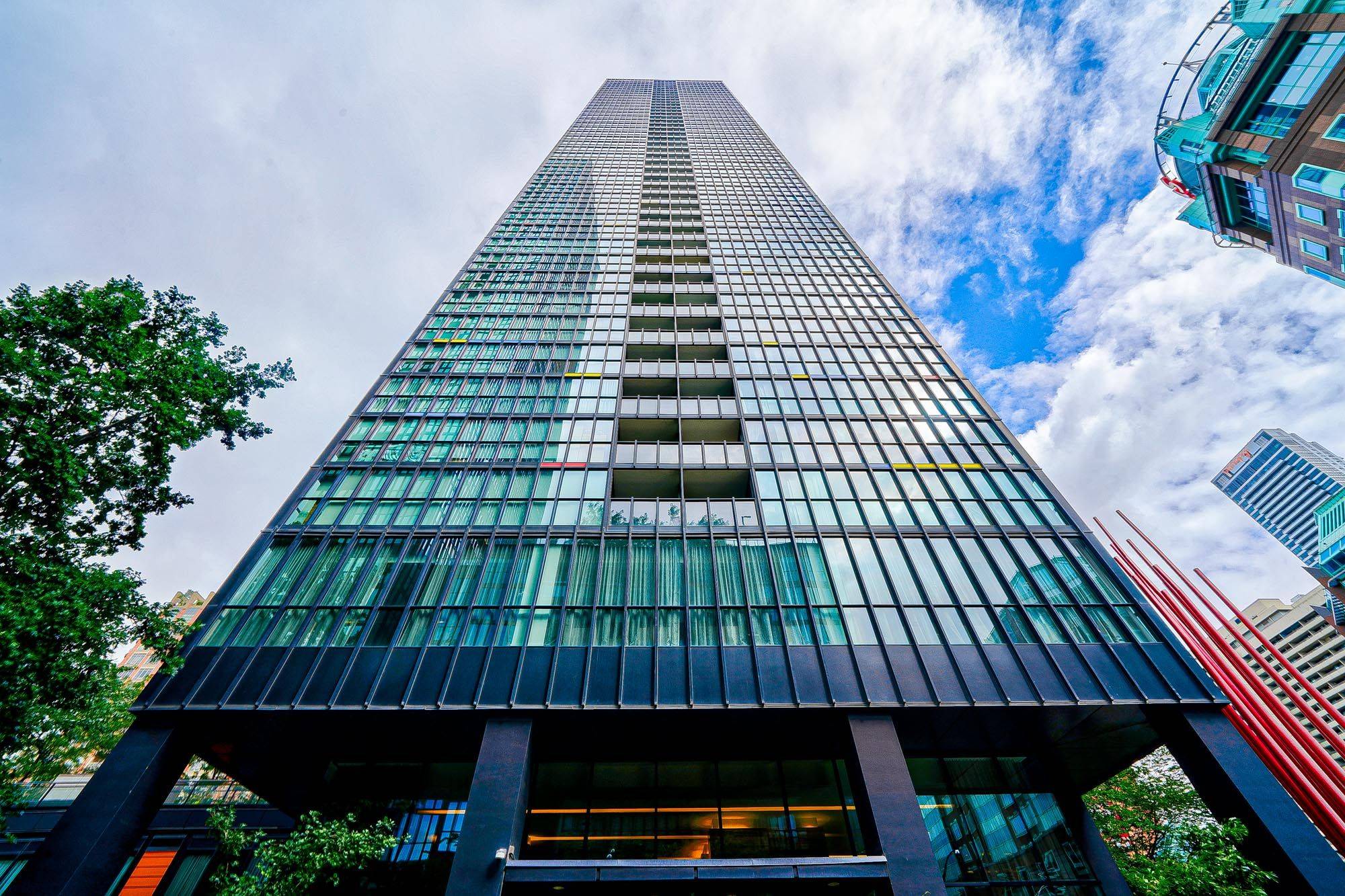 Toronto C08, ON M4Y 1T5,110 Charles ST E #401