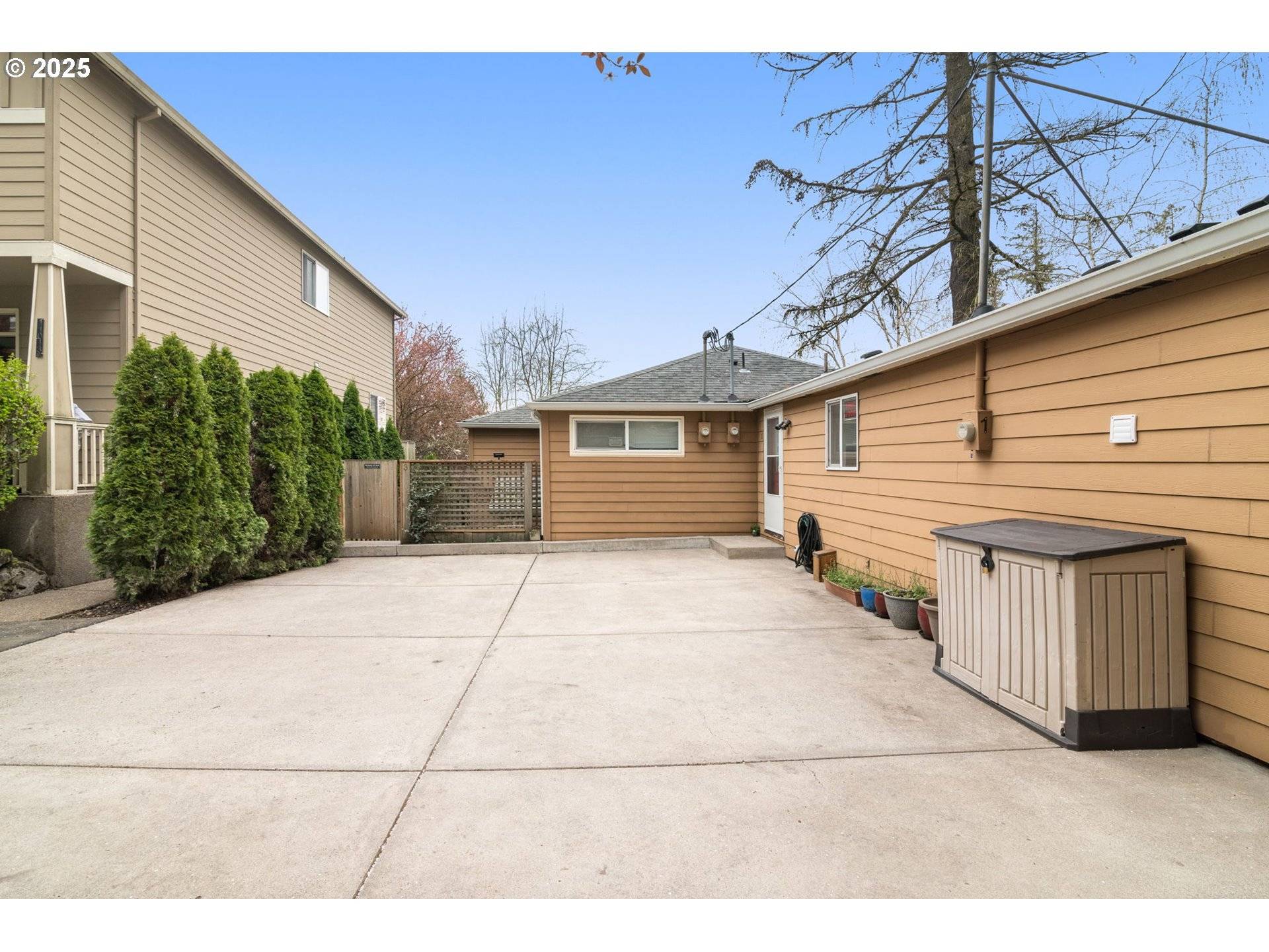 Portland, OR 97219,11007 SW 51ST AVE