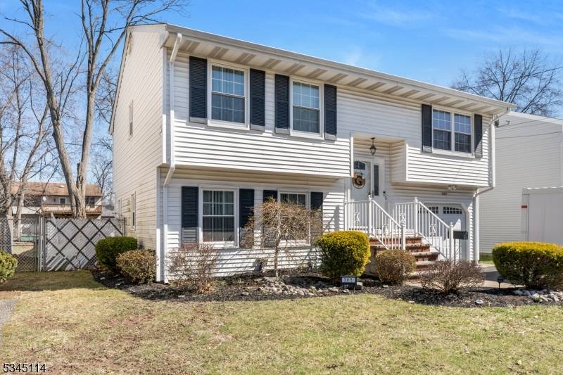 Dunellen Boro, NJ 08812,305 High St