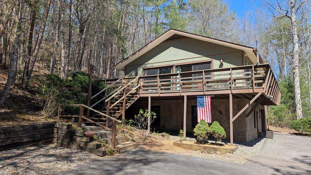 Young Harris, GA 30582,5719 Pine Crest Road