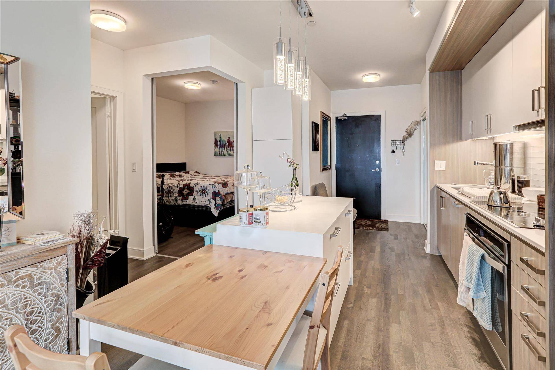 Mississauga, ON L5J 0B1,1575 Lakeshore RD W #GR25