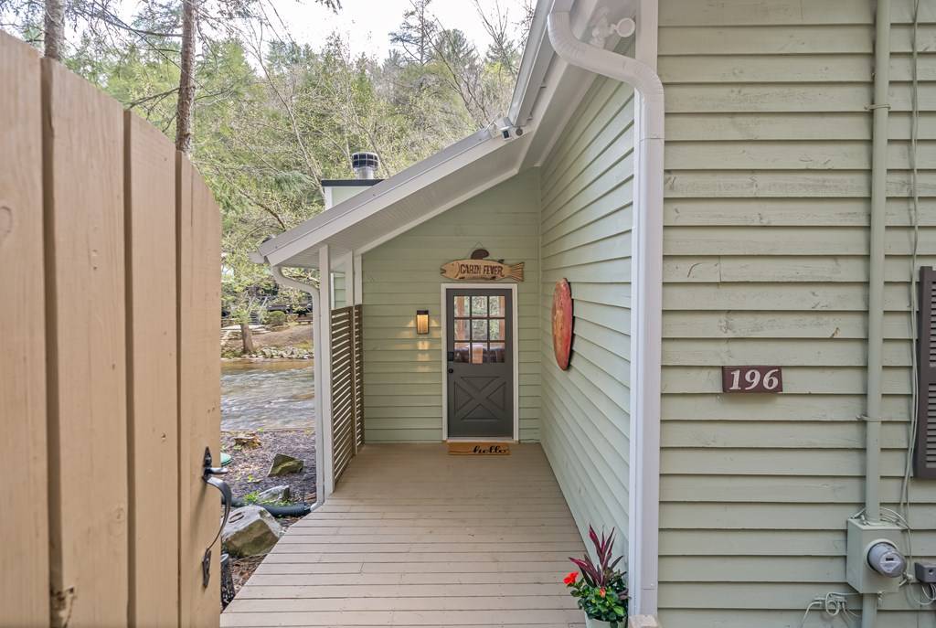 Ellijay, GA 30540,196 Whitewater Path