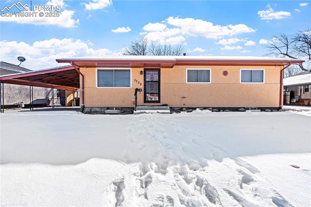 Pueblo, CO 81005,3728 Hollybrook LN