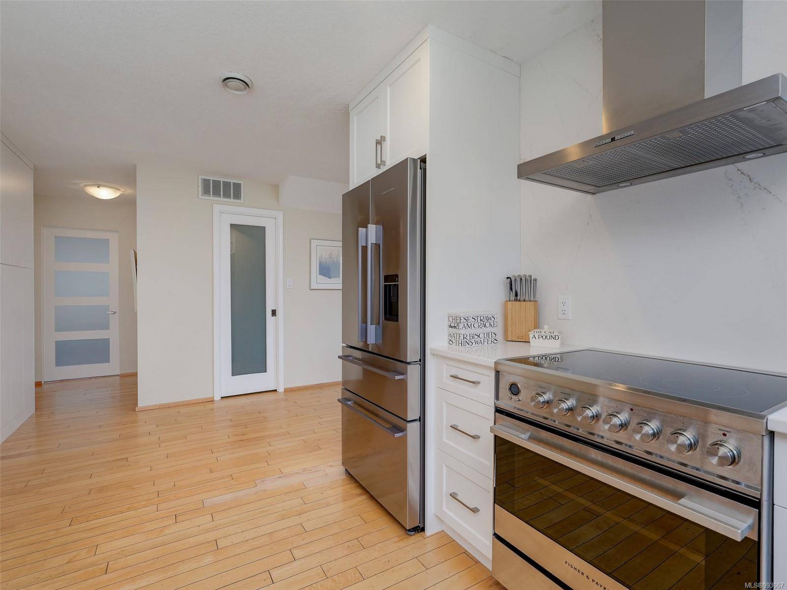 North Saanich, BC V8L 4A5,8915 Salish Pl