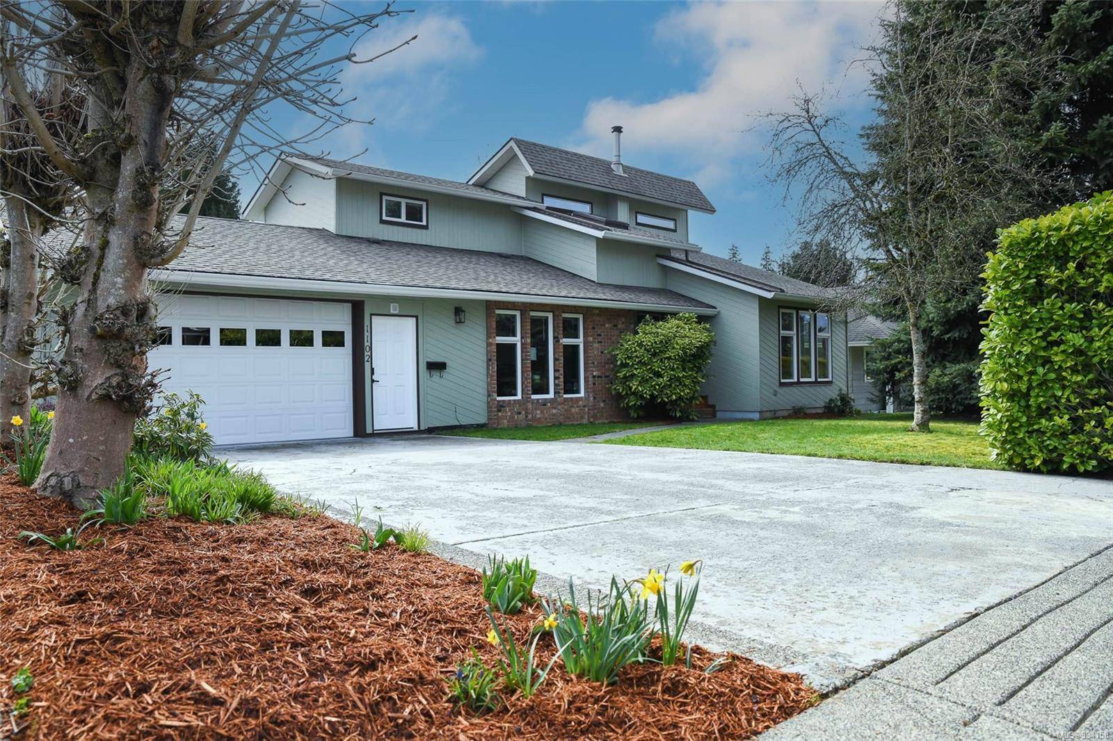 Courtenay, BC V9N 1Z5,1102 17th St