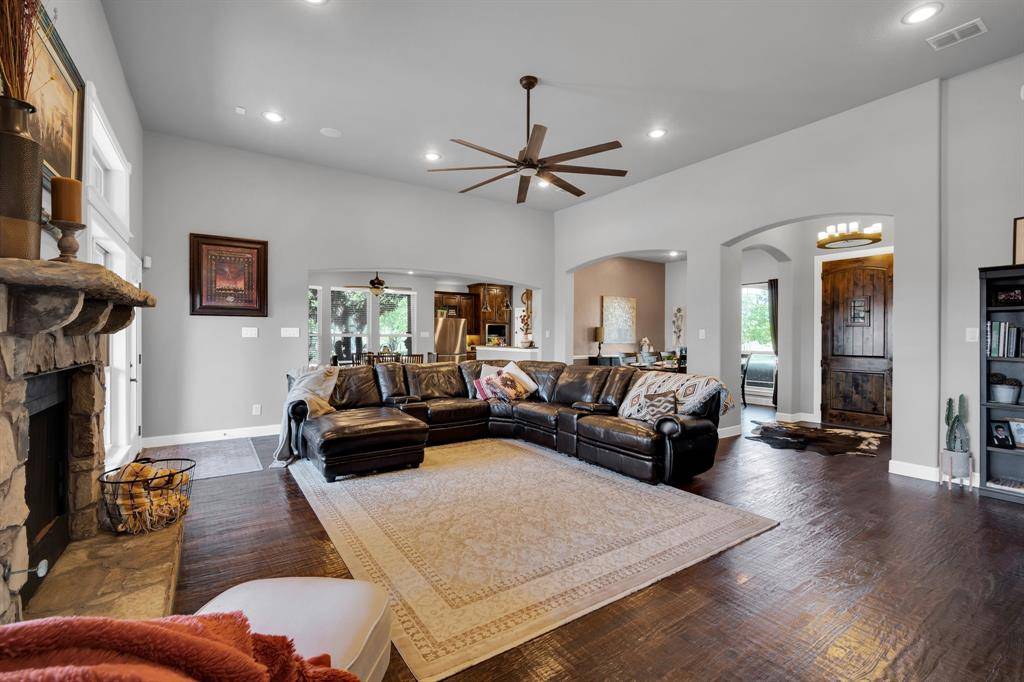 Waxahachie, TX 75165,116 Spring Creek Drive